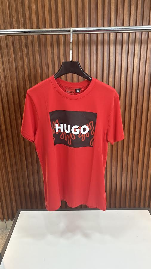 hugo roja fuego