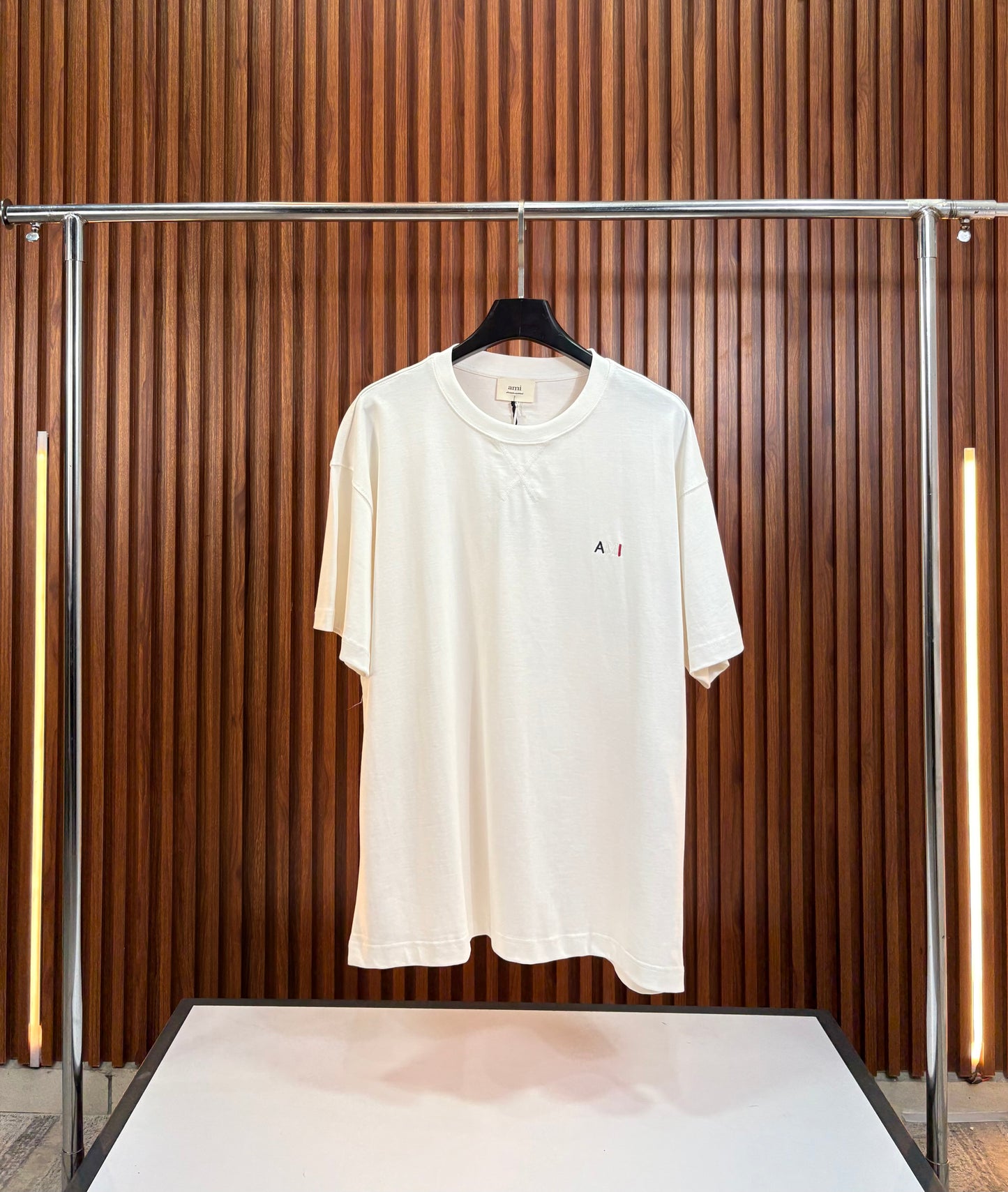 PLAYERA AMI